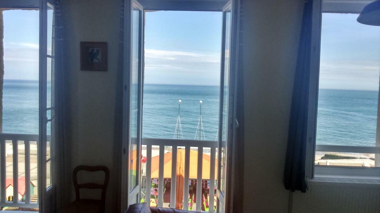 Le Noroit Vue Sur Mer Étretat Exterior foto