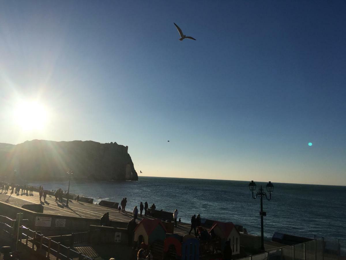 Le Noroit Vue Sur Mer Étretat Exterior foto